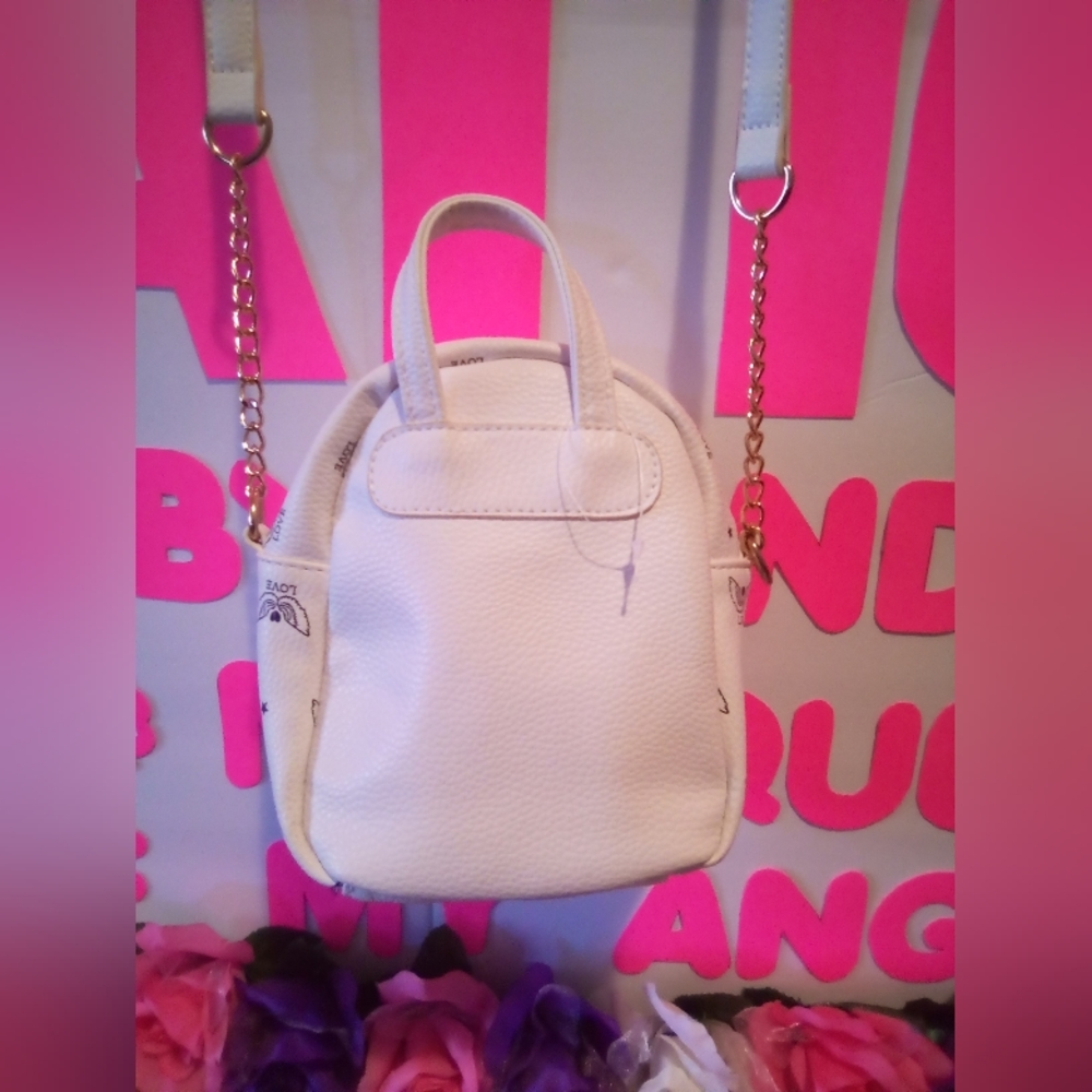 #264👉🏼🚨ALREADY GONE🚨 Women's/Teens Or Children's Purse 👜 - Picture 4 of 5